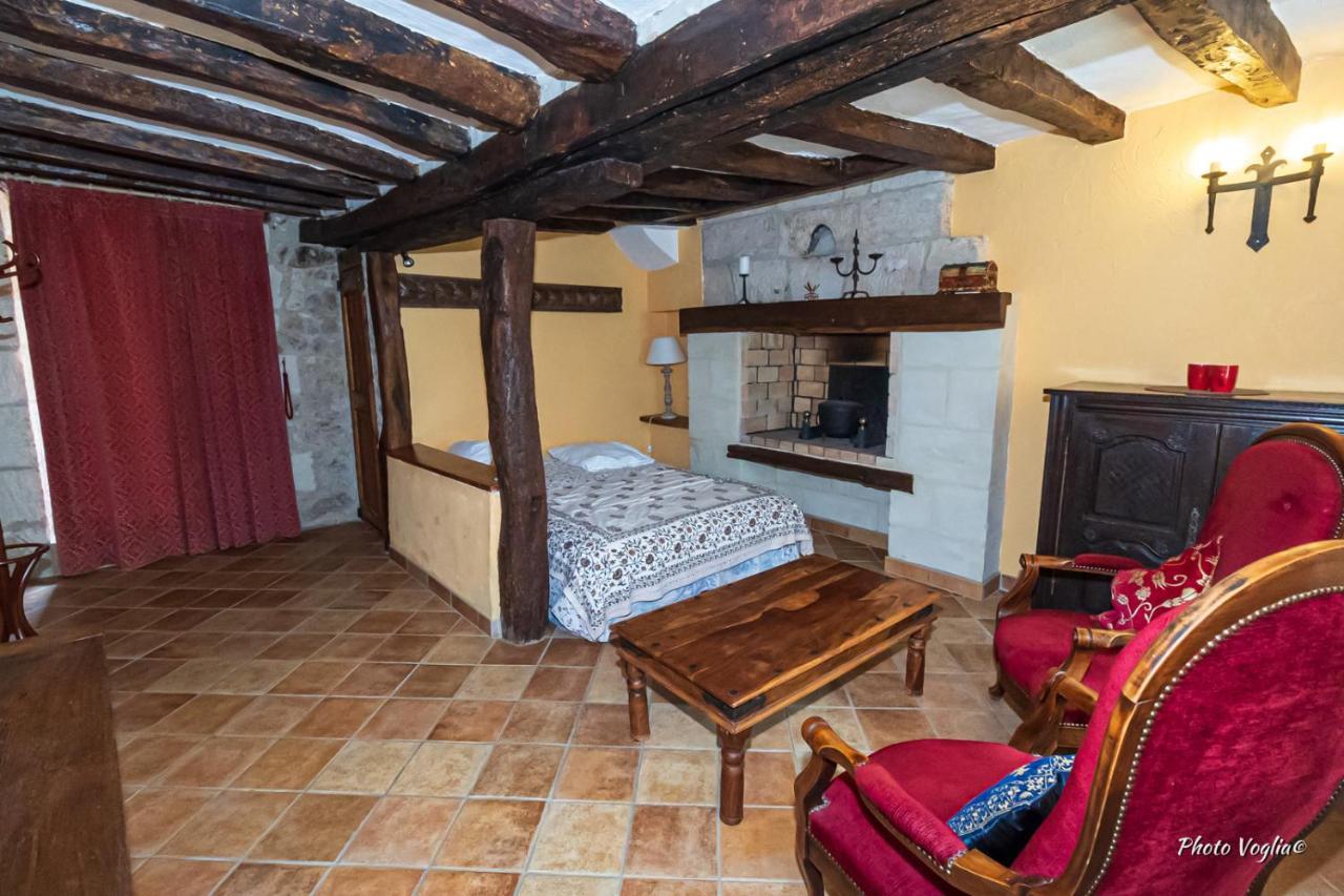 Domaine De La Juranvillerie, Gite Et Chambres D'Hotes Rigny-Usse Ngoại thất bức ảnh